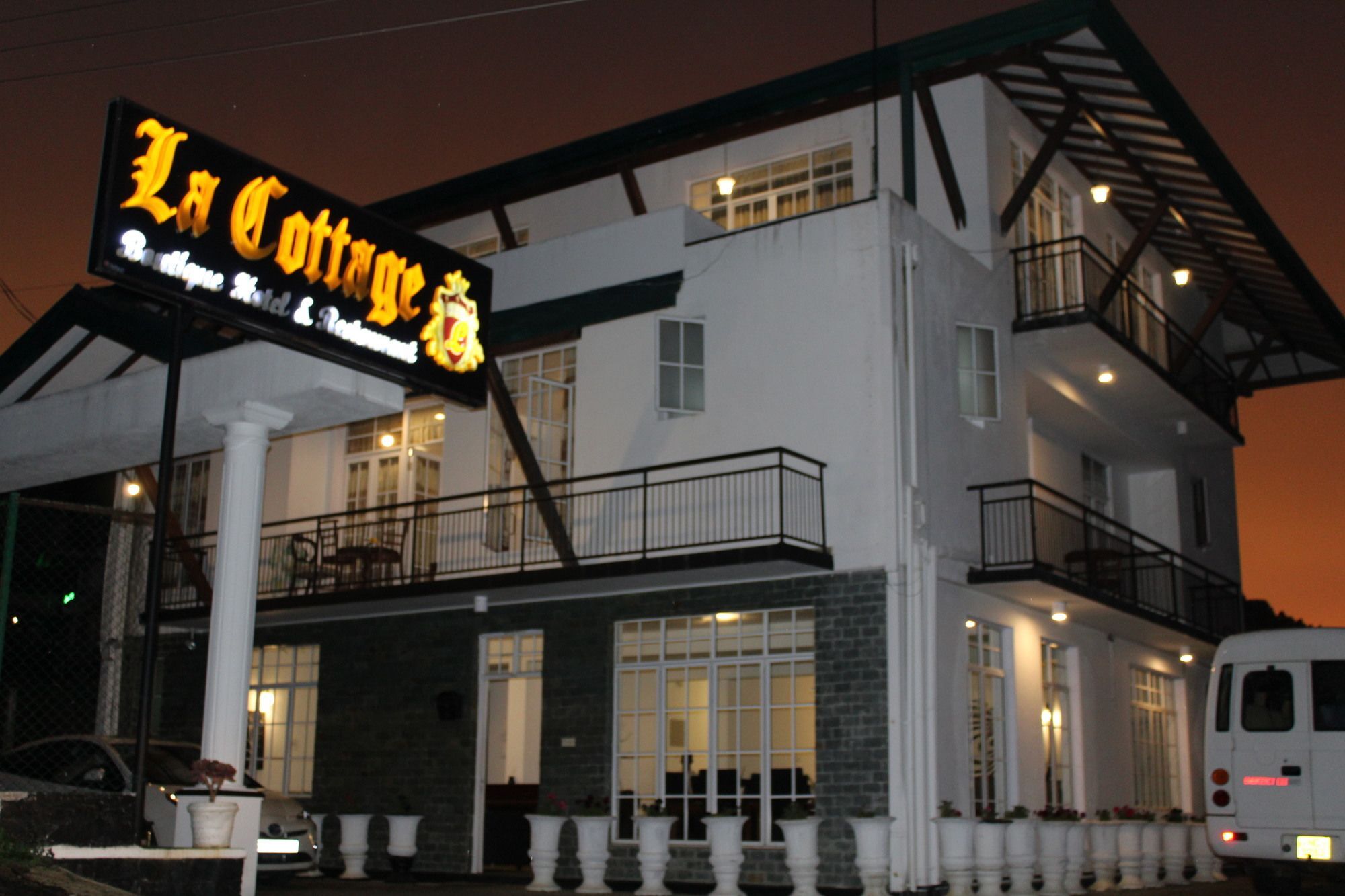 La Cottage Boutique Hotel & Restaurant Nuwara Eliya Dış mekan fotoğraf